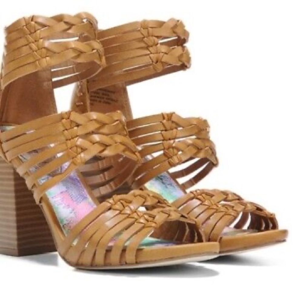 EUC Madden Girl 9M Revvy Tan Heels